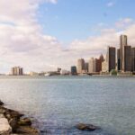 Detroit Renaissance Center Could See Two Towers Knocked Down